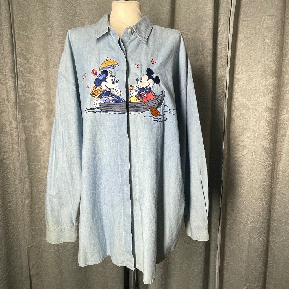 Women’s Vintage XXL Disney Store Mickey/Minnie Blue Embroidered Button Shirt